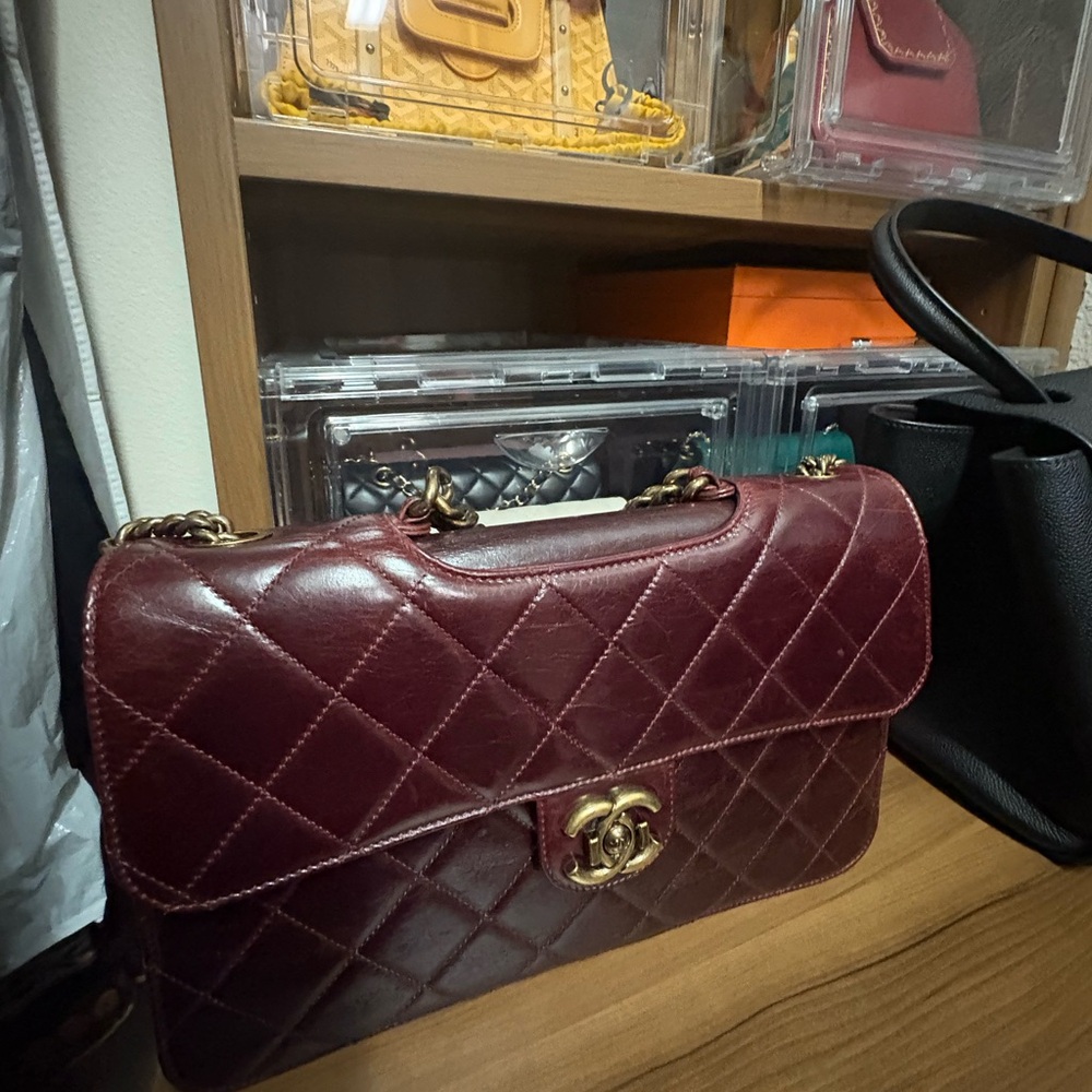 Chanel Quilted Leather Bag - Burgundy
